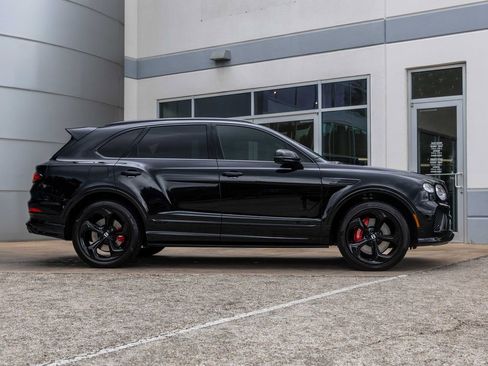 Certified 2024 Bentley Bentayga AWD/4WD image 5