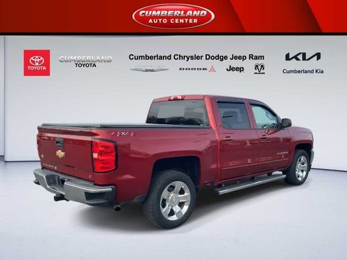 Used 2018 Chevrolet Silverado 1500 LT w/ LT Eassist Package image 8