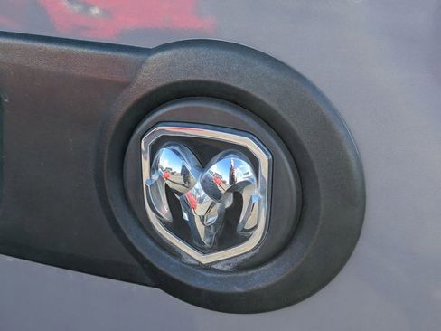 Used 2018 RAM ProMaster City Tradesman image 5