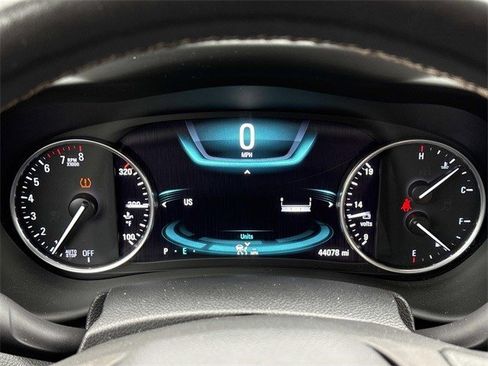 Used 2018 Buick Envision Premium w/ Driver Confidence Package image 28