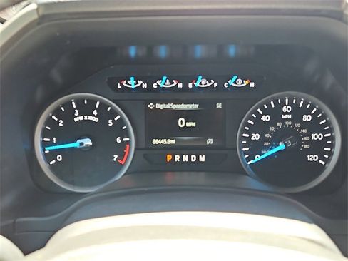 Used 2021 Ford Expedition Max XLT image 18