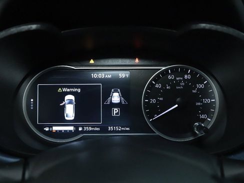 Used 2025 Nissan Versa SV FWD image 23