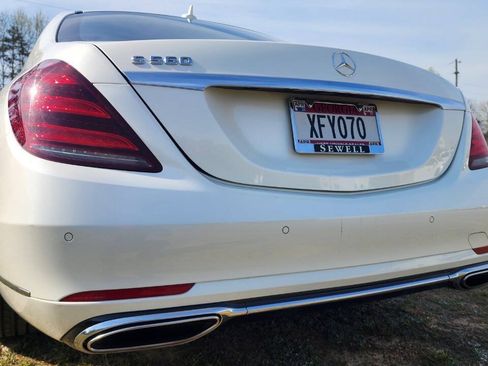 Used 2018 Mercedes-Benz S 560 Sedan image 23