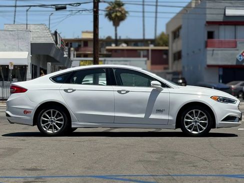 Used 2018 Ford Fusion Energi SE FWD image 17