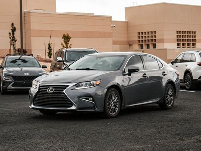 Used 2018 Lexus ES 350 w/ Navigation System Package