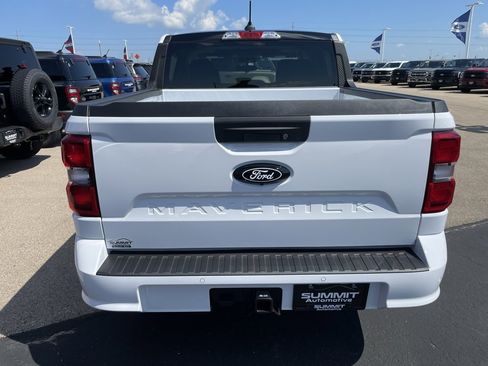 New 2025 Ford Maverick Lobo image 33