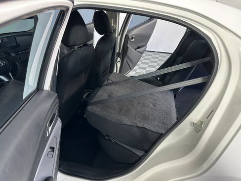 Used 2017 Toyota Yaris iA image 30