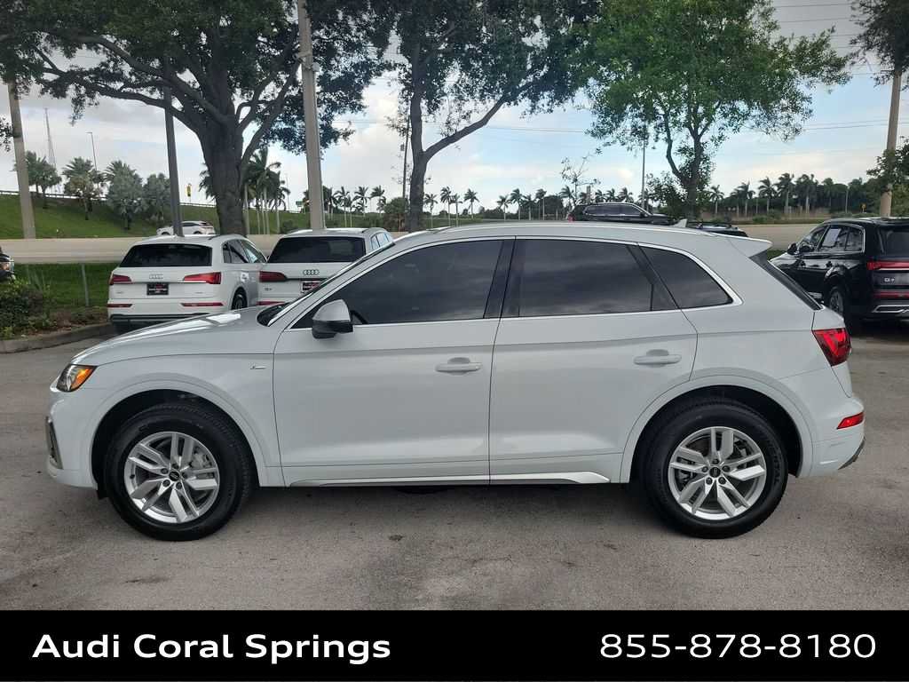 Certified 2023 Audi Q5 2.0T Premium w/ Convenience Package AWD/4WD image 11
