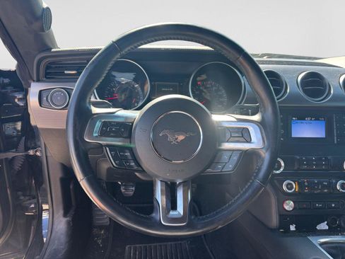 Used 2019 Ford Mustang GT w/ Black Accent Package RWD image 11