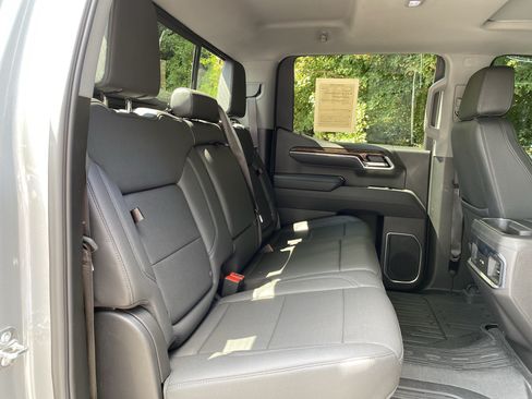 Used 2025 GMC Sierra 1500 Elevation w/ Elevation Premium Package AWD/4WD image 37