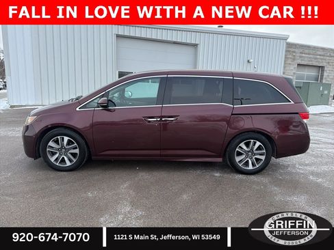 Used 2015 Honda Odyssey Touring Elite image 19