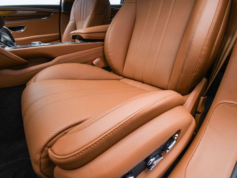 New 2026 Bentley Flying Spur image 48