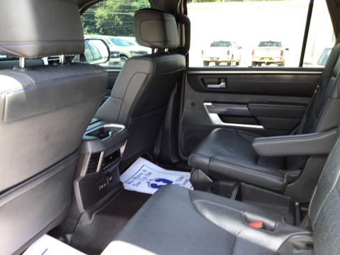 Used 2025 Toyota Sequoia Platinum AWD/4WD image 16