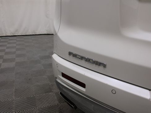 Used 2019 GMC Acadia Denali FWD image 34