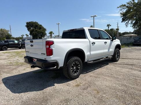 New 2026 Chevrolet Silverado 1500 ZR2 w/ LPO, Dark Essentials Package AWD/4WD image 13
