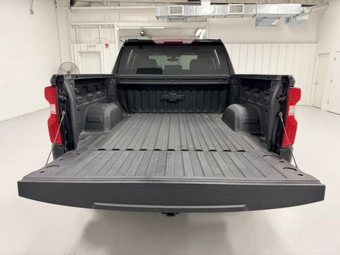 Certified 2021 Chevrolet Silverado 1500 RST AWD/4WD image 26