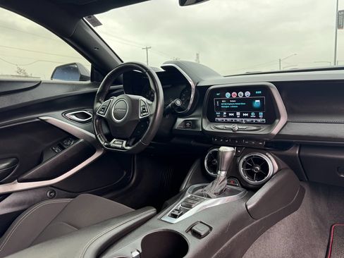 Used 2017 Chevrolet Camaro SS RWD image 25