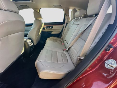 Used 2018 Honda CR-V Touring image 30