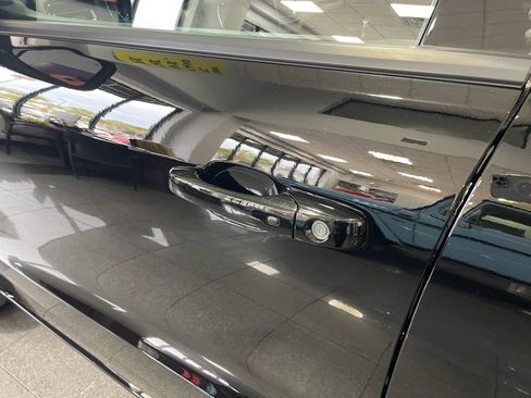 Used 2025 Dodge Durango GT w/ Blacktop Package image 15