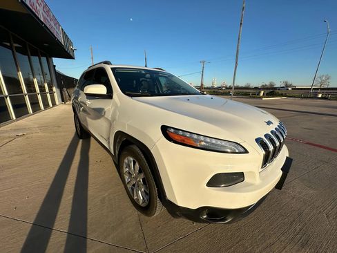 Used 2015 Jeep Cherokee Limited w/ Trailer Tow Group image 7