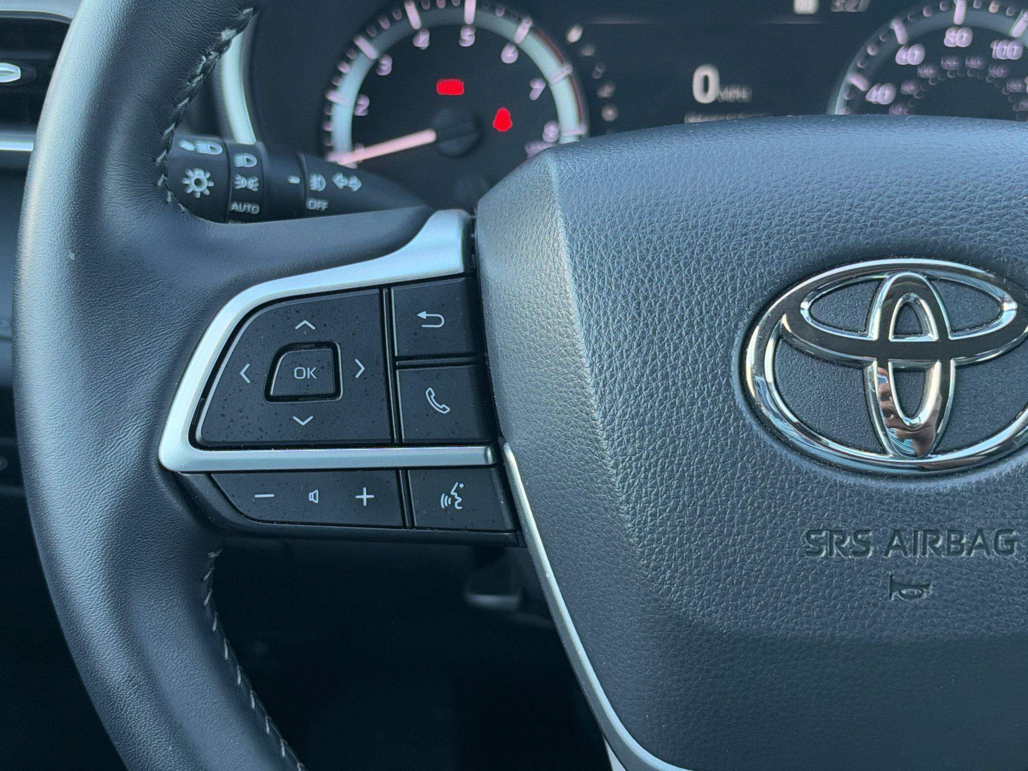 Used 2026 Toyota Highlander XLE AWD/4WD image 30