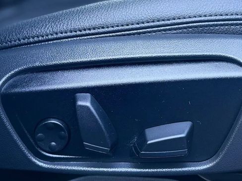 Used 2018 BMW X1 xDrive28i w/ Convenience Package AWD/4WD image 41