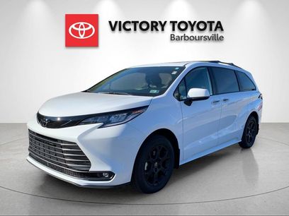 New 2026 Toyota Sienna XLE Woodland Edition