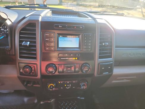 Used 2020 Ford F250 XL w/ STX Appearance Package AWD/4WD image 22