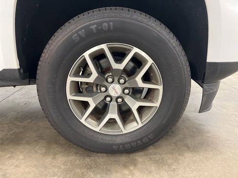 Certified 2021 GMC Canyon AT4 image 18