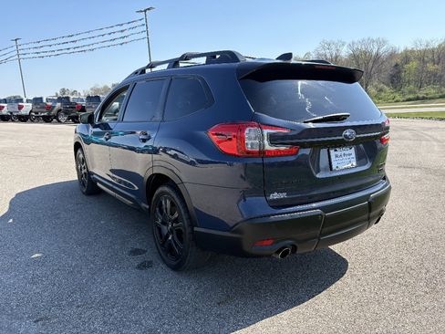 Used 2023 Subaru Ascent Onyx Edition image 3