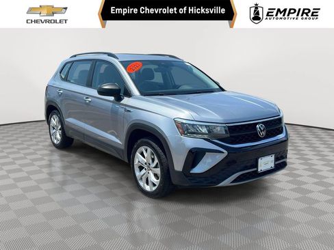 Used 2023 Volkswagen Taos S w/ Driver Assistance Package AWD/4WD image 1