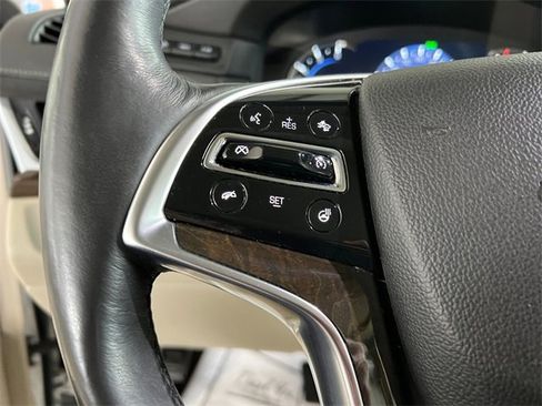 Used 2018 Cadillac Escalade Luxury image 20