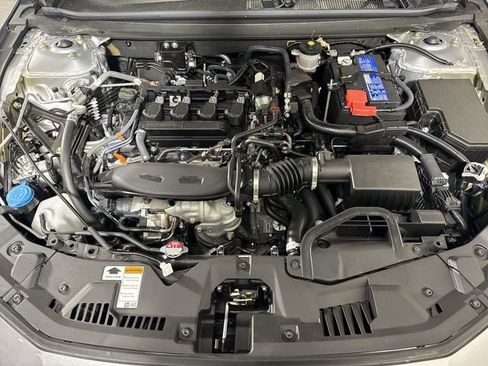 Certified 2025 Honda Accord SE image 27