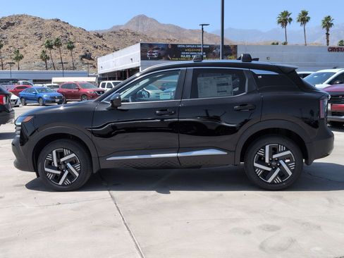 New 2026 Nissan Kicks SV w/ Charging Package FWD image 3