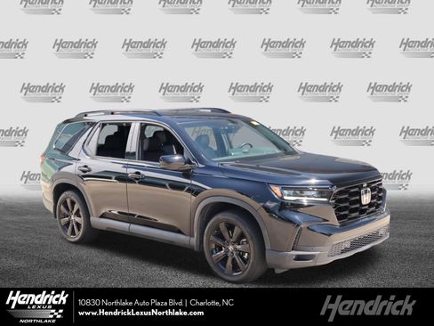 Used 2025 Honda Pilot Black Edition image 1