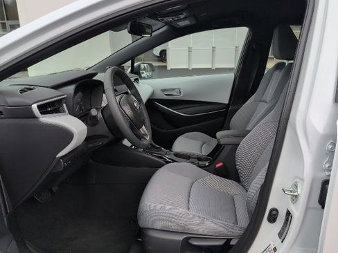 New 2025 Toyota Corolla SE image 12