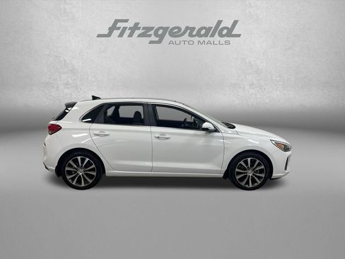 Used 2019 Hyundai Elantra GT w/ Style Package 02 FWD image 8
