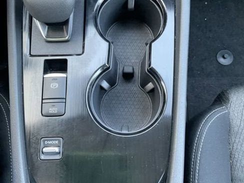 Used 2025 Nissan Rogue SV image 25