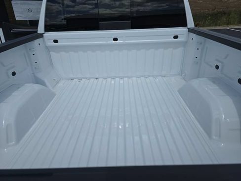 New 2026 Chevrolet Silverado 1500 RST w/ Safety Package AWD/4WD image 15