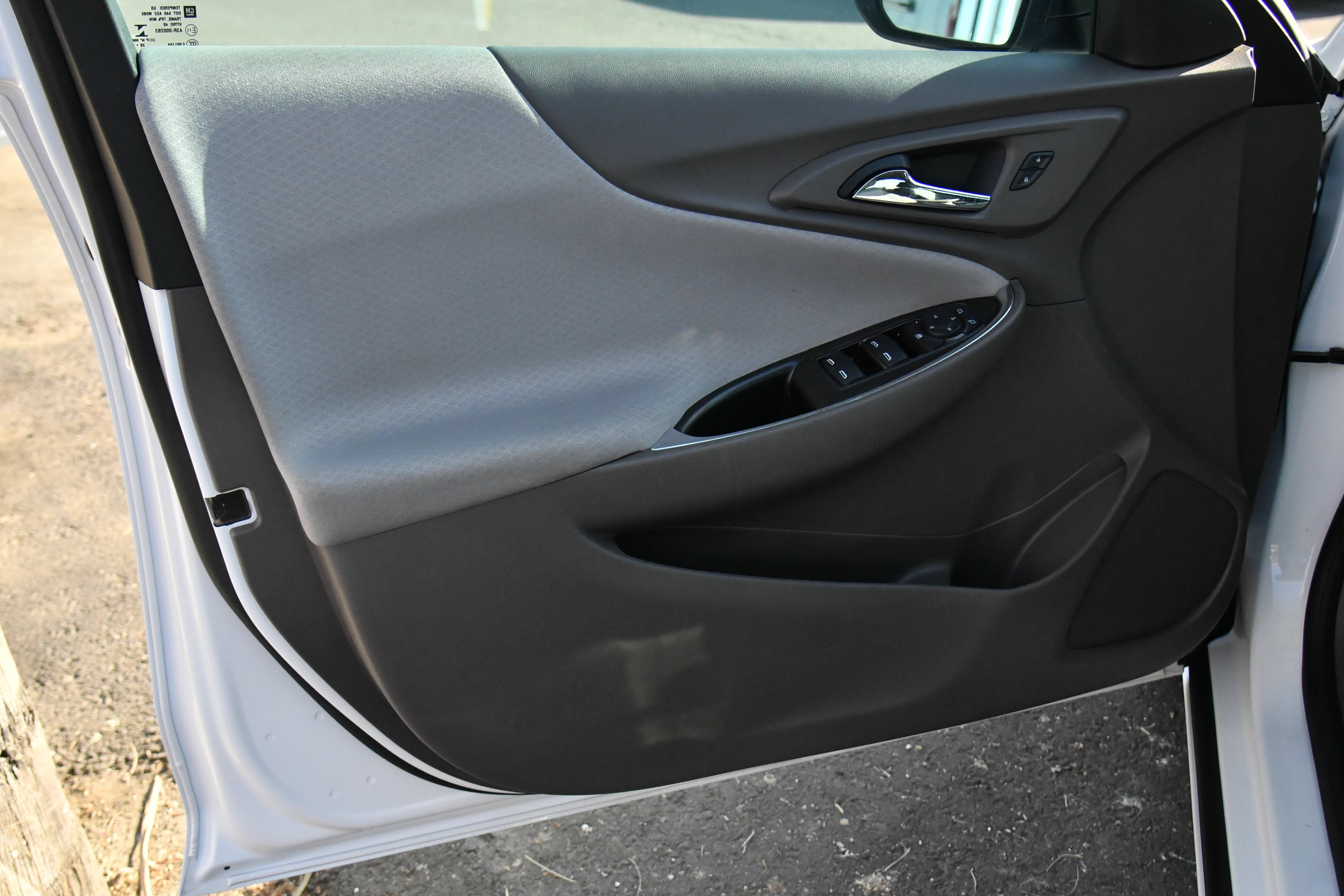 Used 2021 Chevrolet Malibu LT FWD image 13