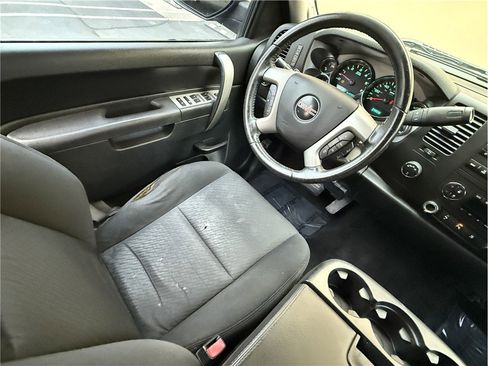 Used 2011 GMC Sierra 1500 SLE w/ Power Tech Package image 10