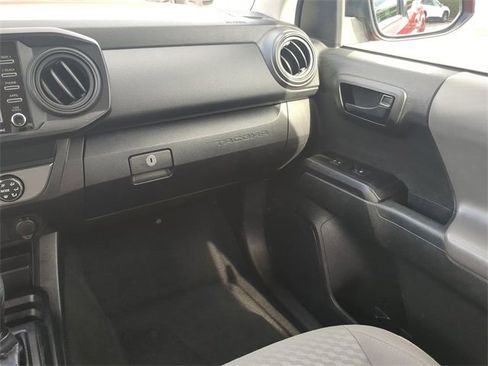 Certified 2022 Toyota Tacoma SR image 17