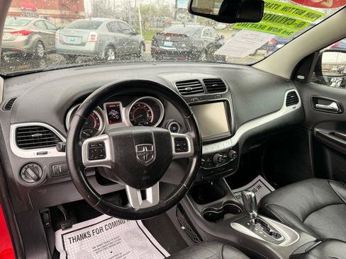 Used 2012 Dodge Journey R/T w/ Flexible Seating Group image 7