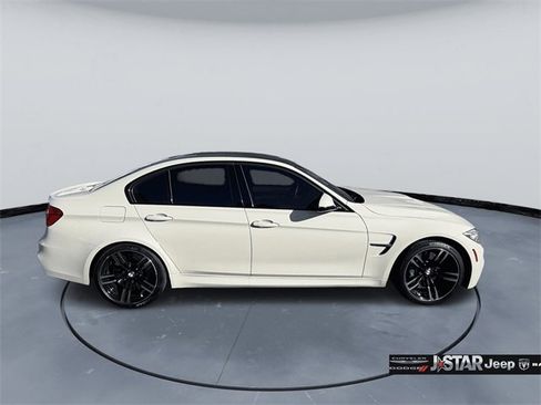 Used 2017 BMW M3 image 4