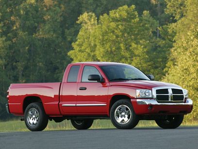 Used 2006 Dodge Dakota SLT w/ Trailer Tow Group