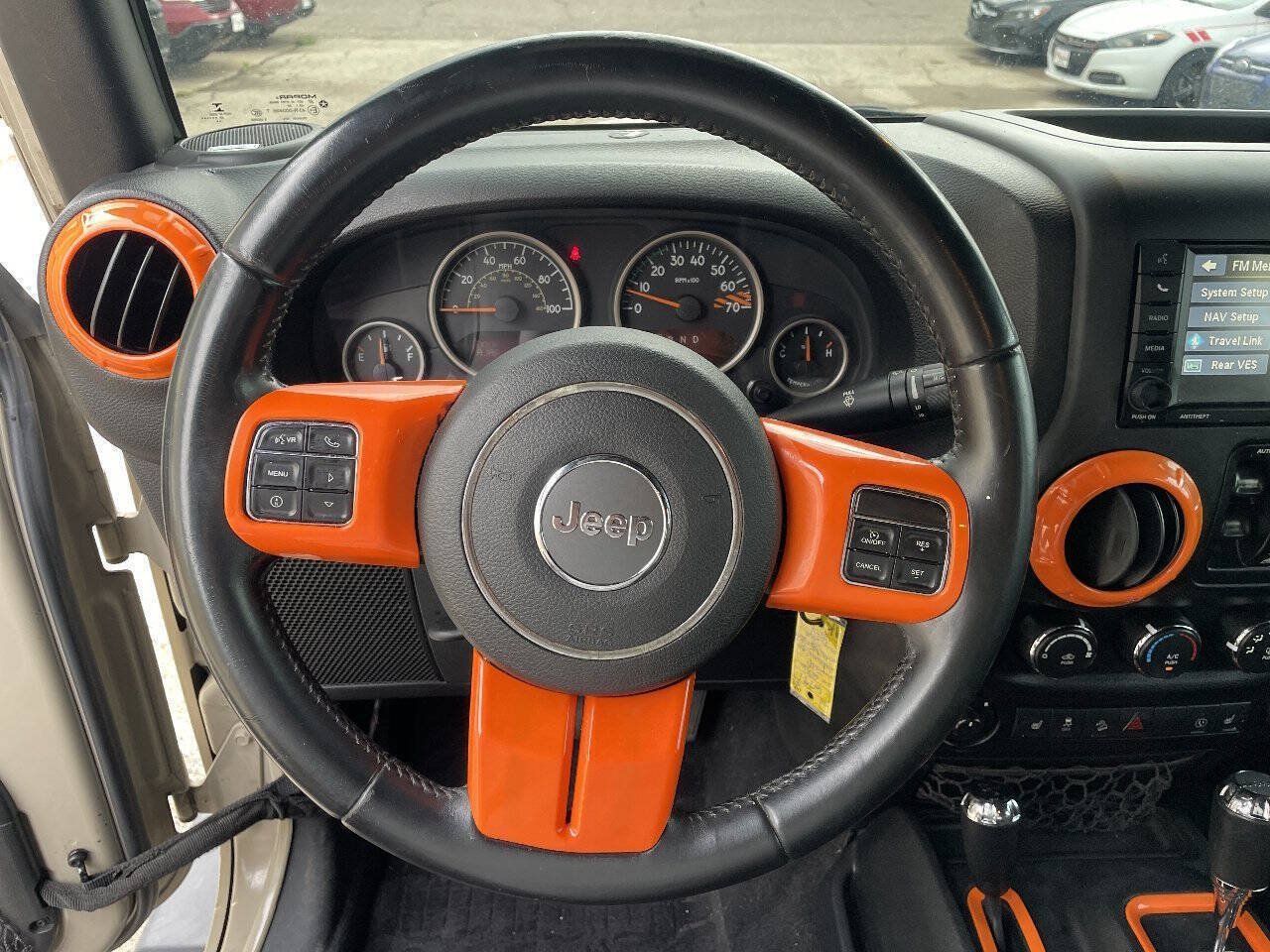 Used 2016 Jeep Wrangler Unlimited Sahara AWD/4WD image 55