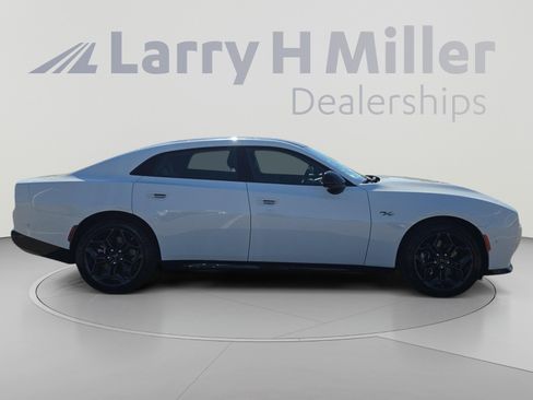 New 2026 Dodge Charger R/T AWD/4WD image 6