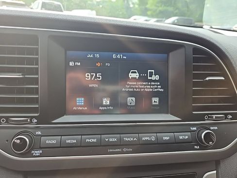 Used 2018 Hyundai Elantra SEL w/ Cargo Package FWD image 11