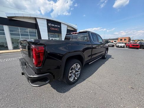 Certified 2023 GMC Sierra 1500 Denali w/ Denali Reserve Package AWD/4WD image 3
