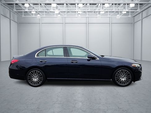 Used 2022 Mercedes-Benz C 300 4MATIC Sedan image 7